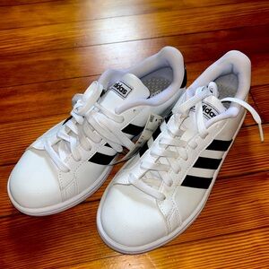 adidas Grand Court Cloudfoams